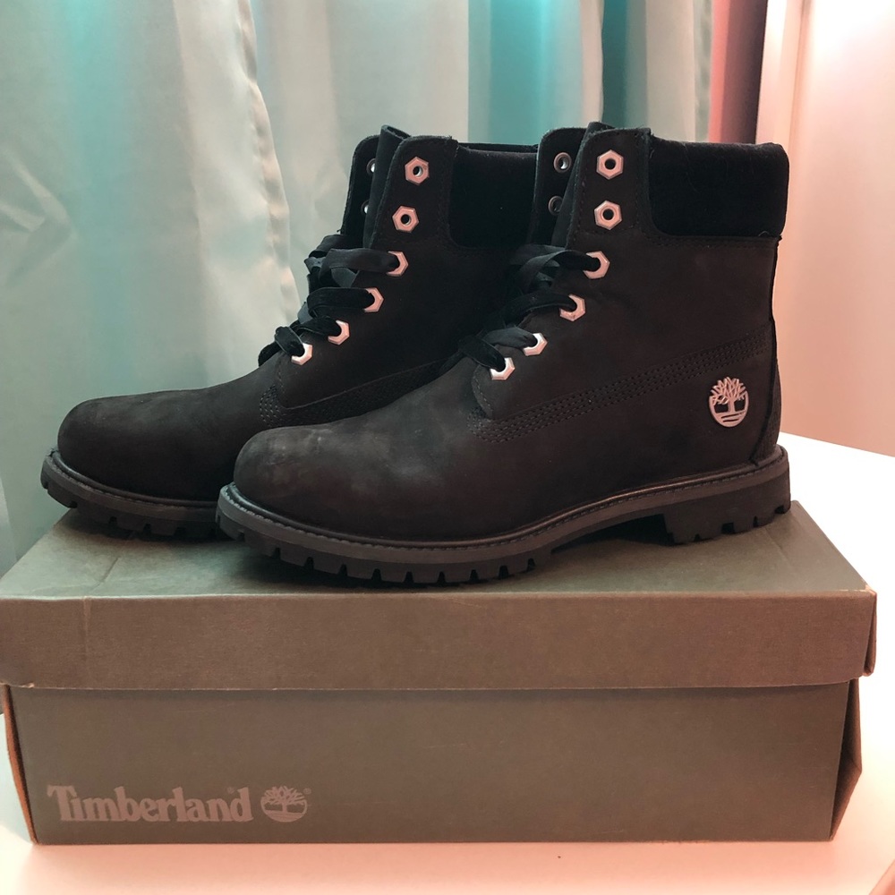 Timberland suede shoes